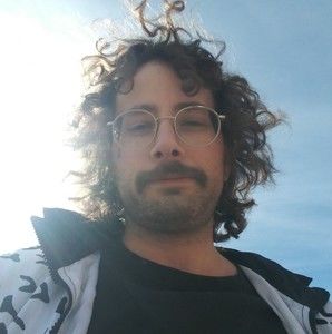 Meet your Posher, Christopher